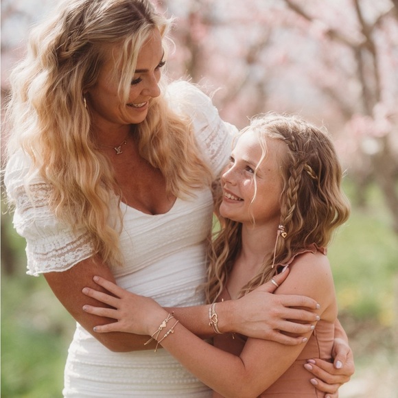 Mother/Daughter Hair Tie Bracelet Set - Picture 2 of 4